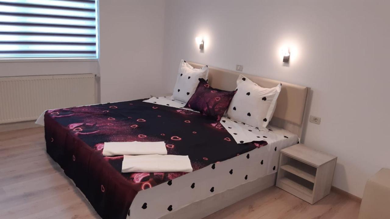 Calypso Rooms Fagaras Exterior foto
