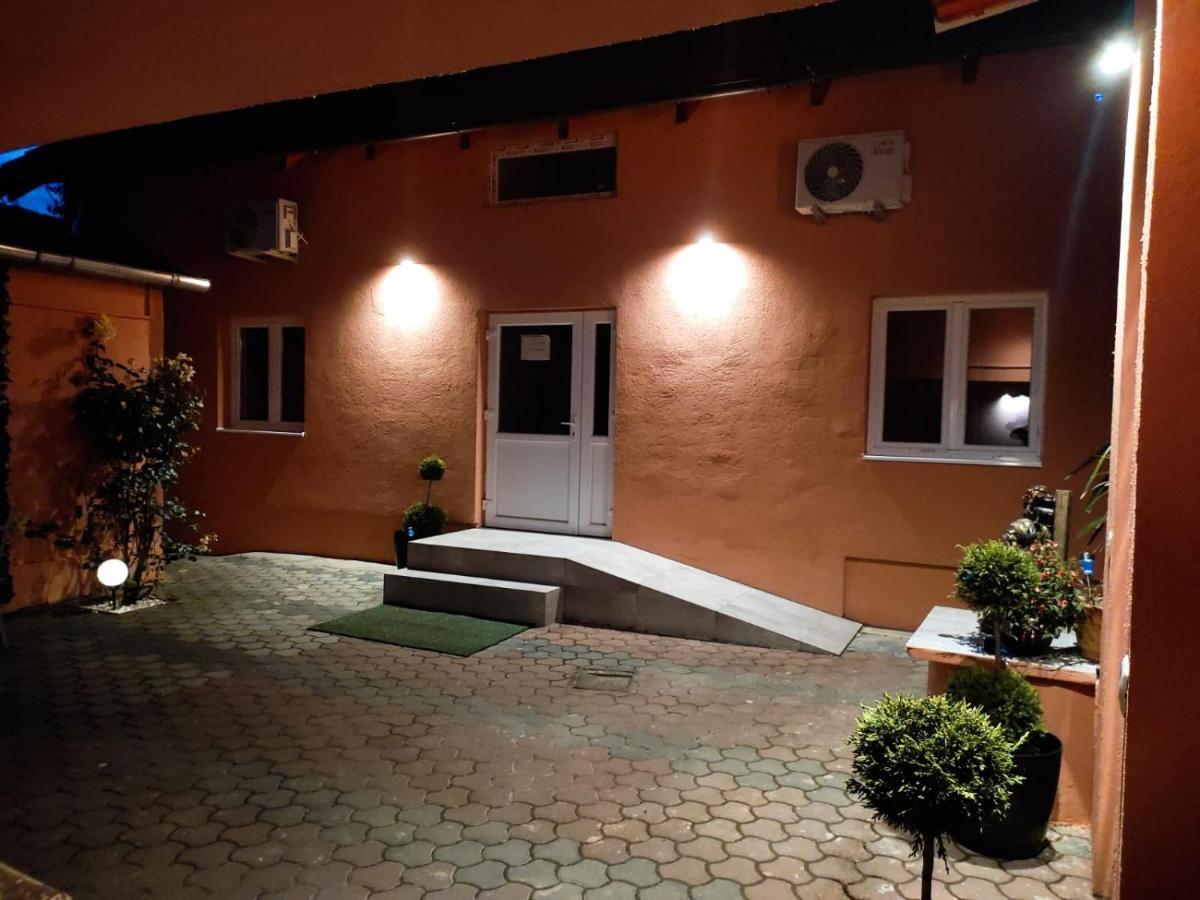 Calypso Rooms Fagaras Exterior foto